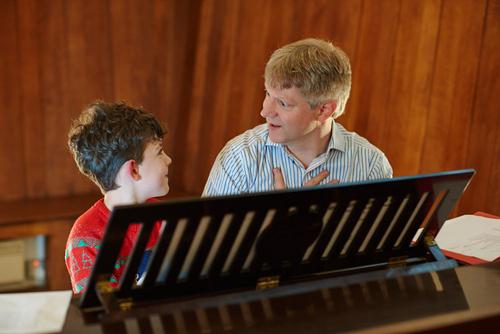 Piano lessons for kids