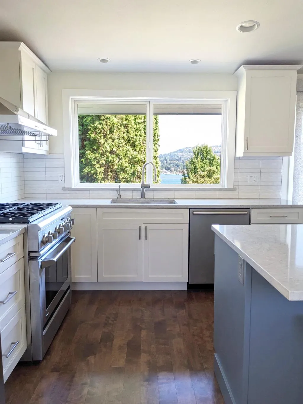 Kitchen before remodel in Capitol Hill bungalow