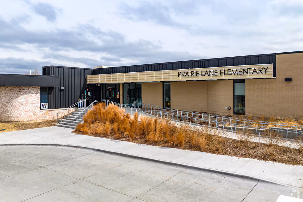 ADA ramp and stairs built alongside deck in Prairie Lane Columbus