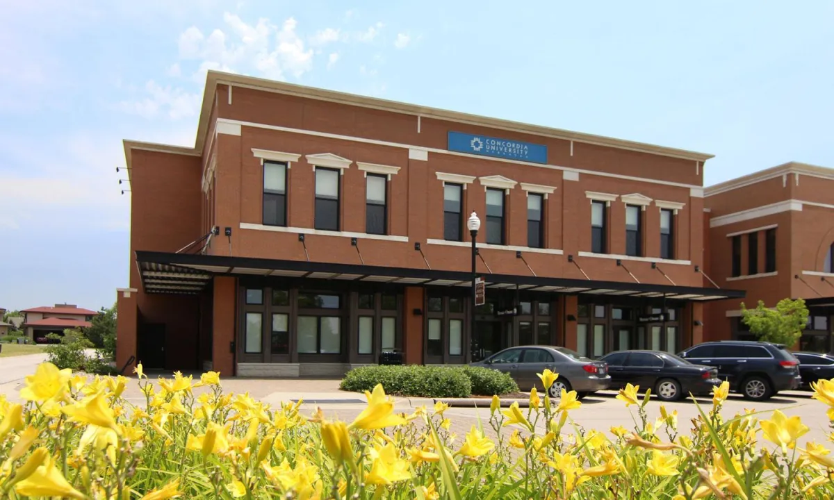 Composite deck with pergola and cable rail in Fallbrook Lincoln