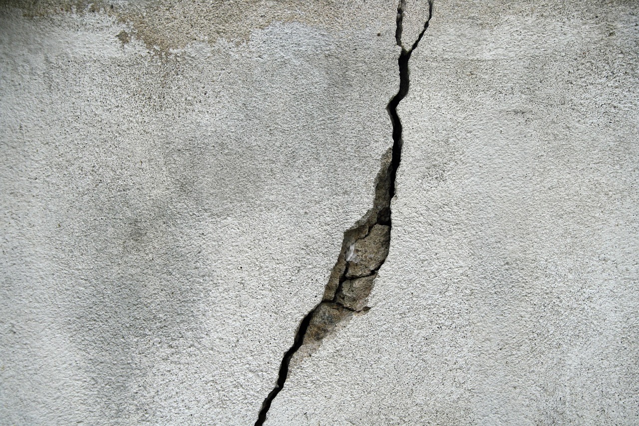 Formwork and reinforcement set for concrete garage foundation