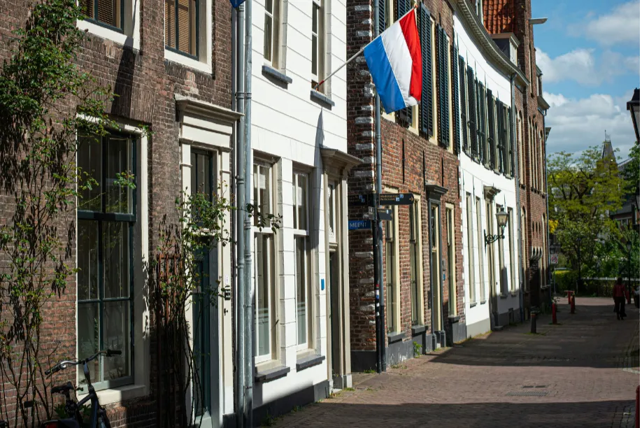 brown concrete building during daytime