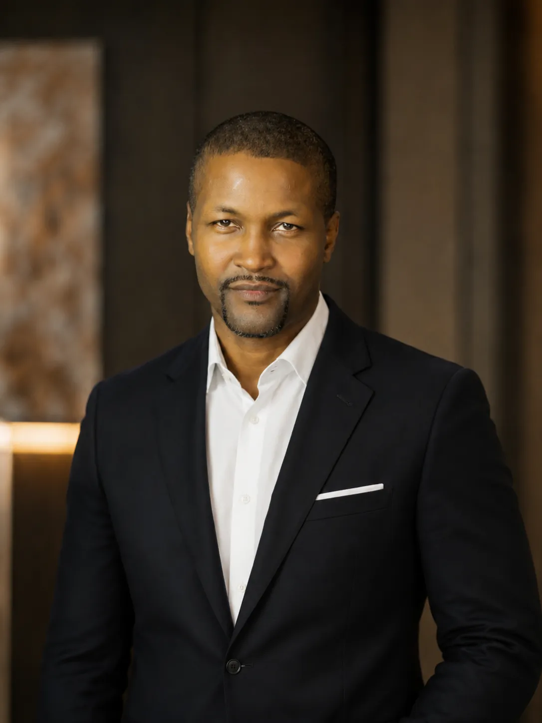 Dr. Edward J. Davis - Healthcare Strategy Expert