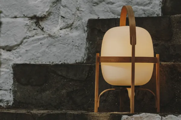 Iluminación de jardín: cómo convertir tu patio en un refugio de diseño