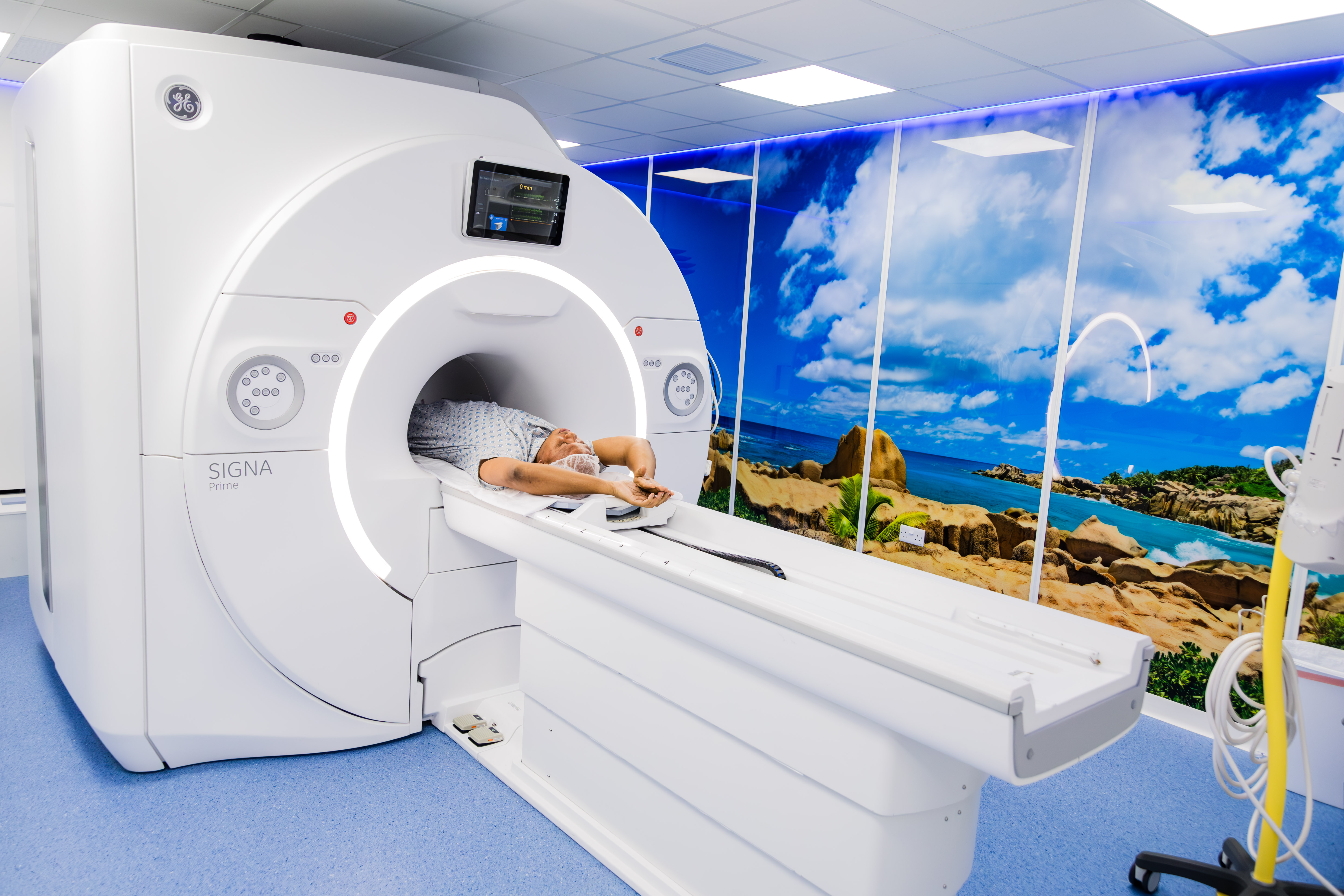 State-of-the-art diagnostic imaging equipment