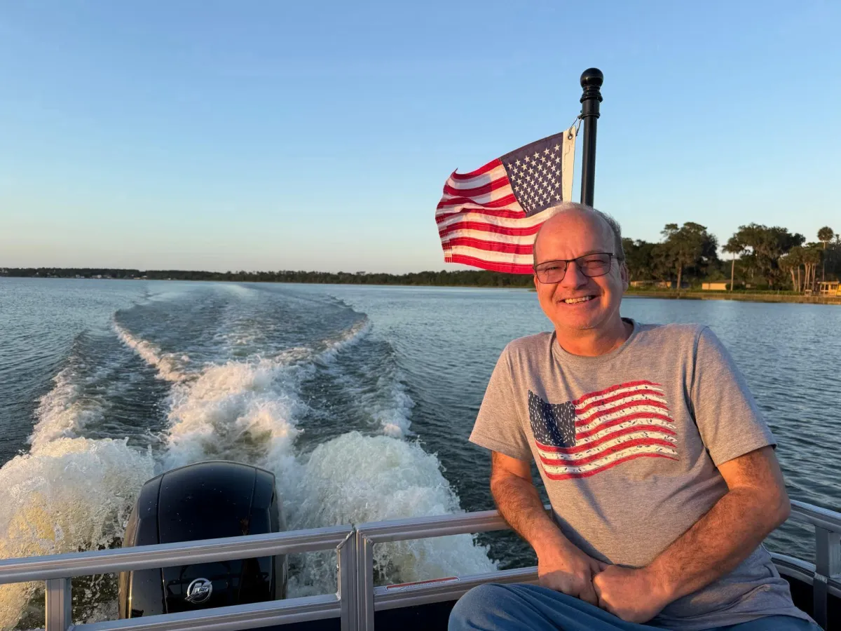 Kenda Ludden enjoying leisure time boating
