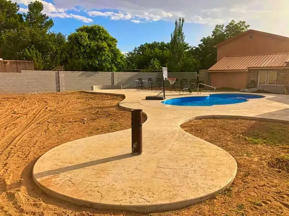 Roseville Concrete builds and installs patio.