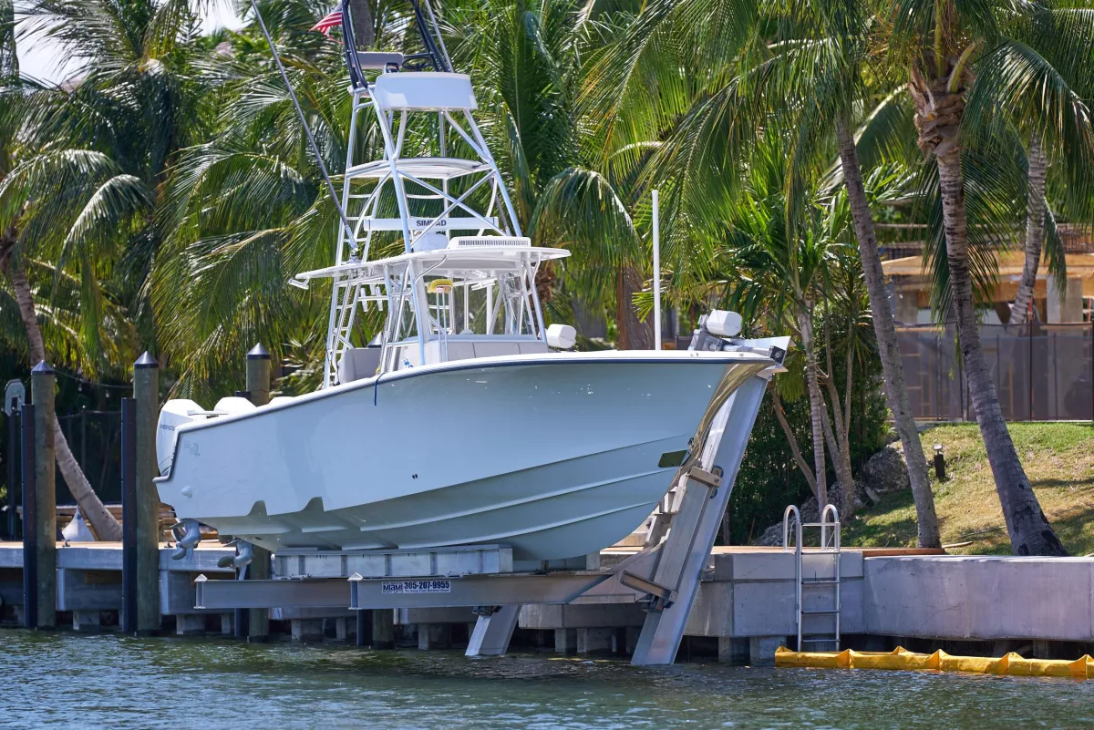 Elevator Boat Lift