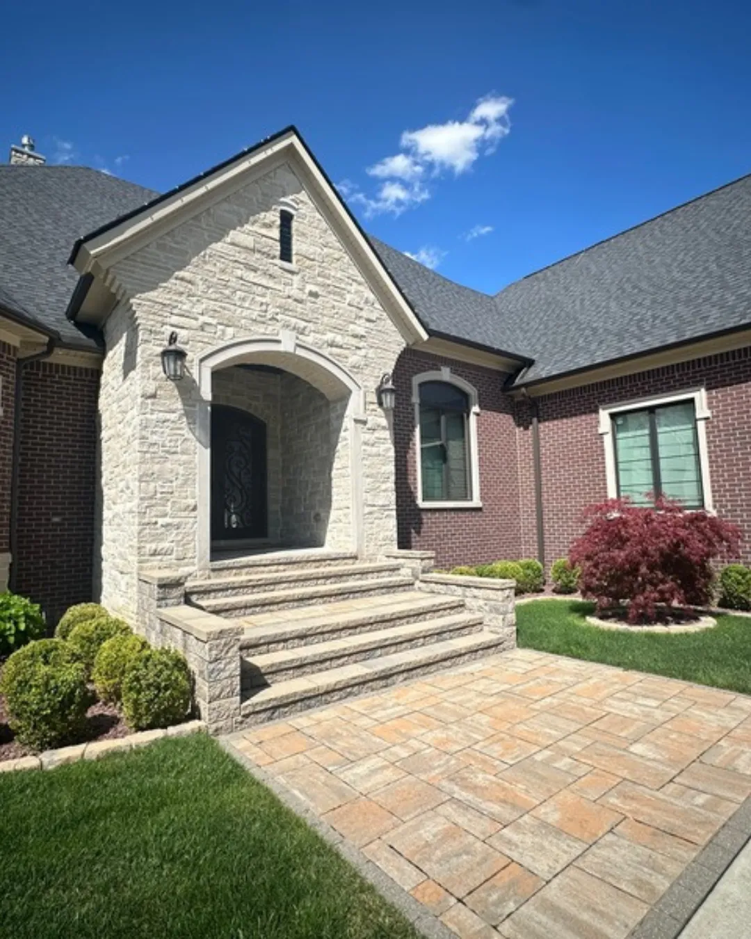 Pressure washing a residential home in Sterling Heights, MI