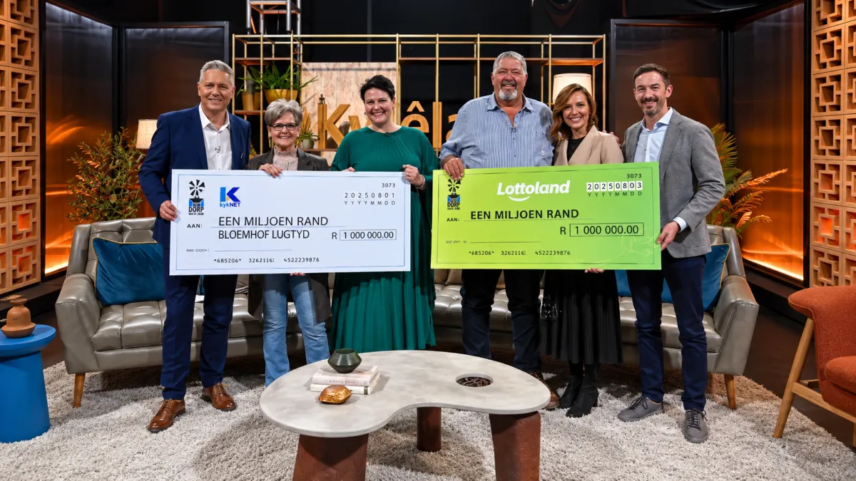 Bloemhof Kwêla Dorp van die Jaar celebration on kykNET with Daleen Steyn and community representatives