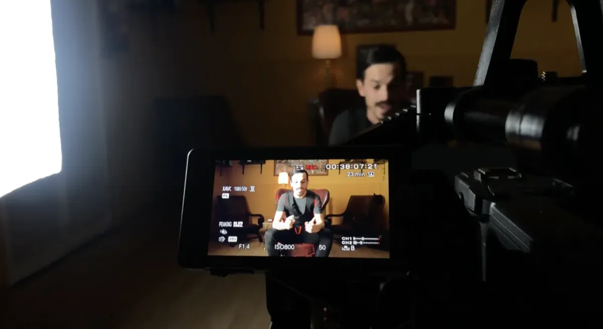 El Poder del Video Testimonial: Cómo el Contenido Audiovisual Puede Impulsar la Confianza del Consumidor