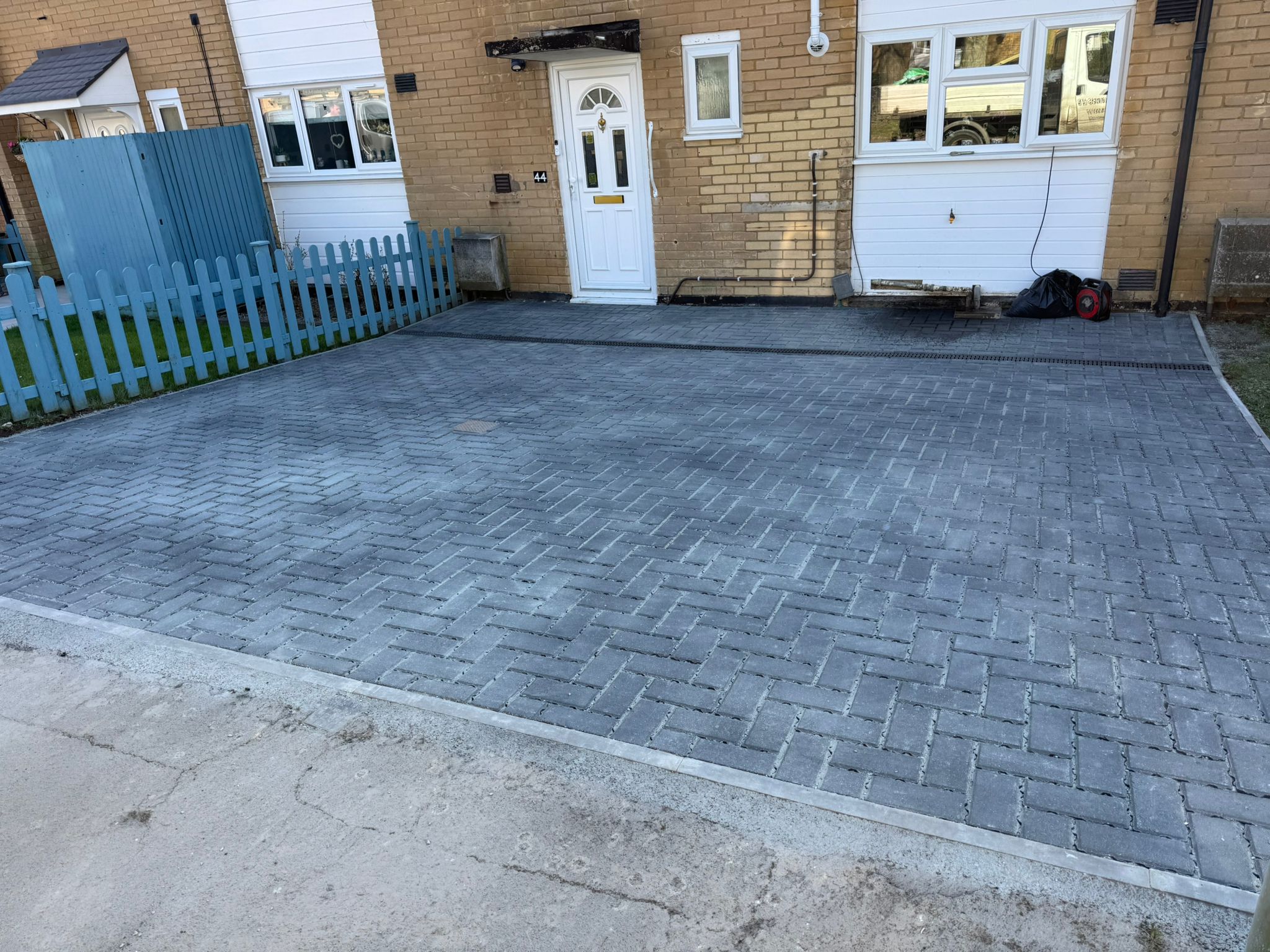 provide commercial extensions in Luton, Bedfordshire & Hertfordshire