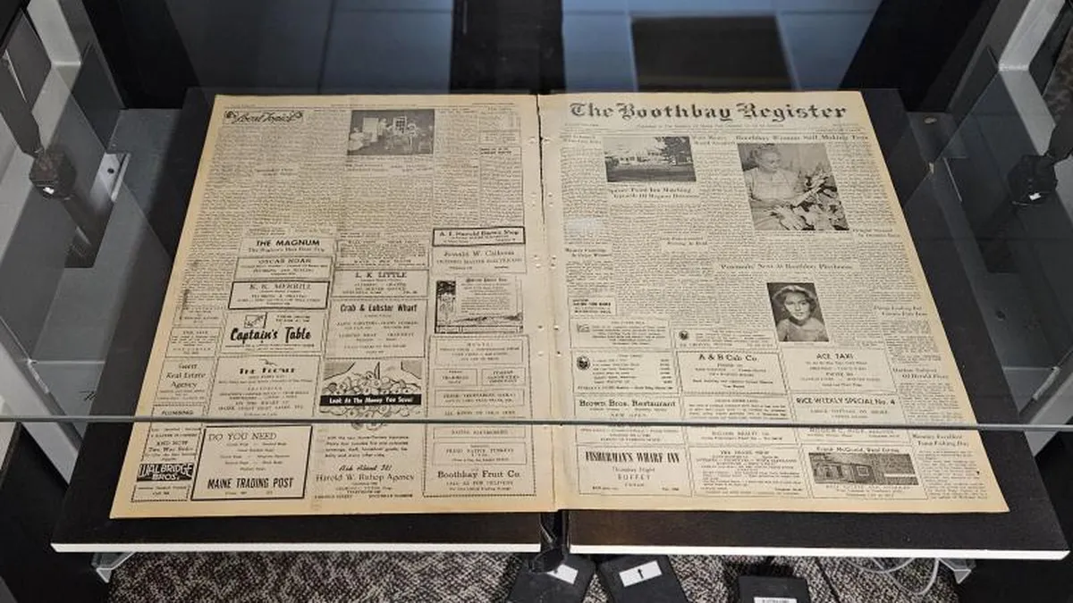 Large-format scanning and digitization of historical newspapers