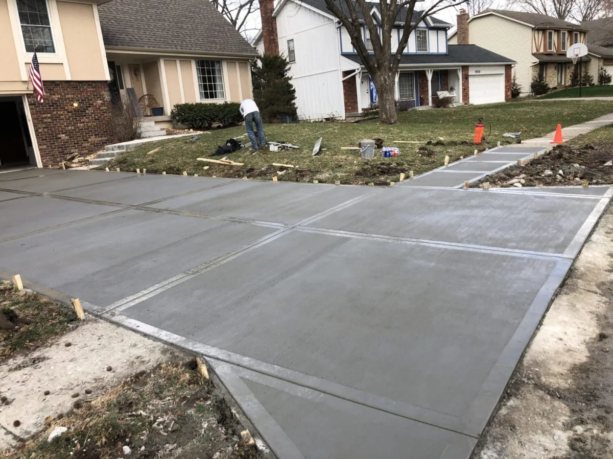 Delaware County Concrete builds and installs Driveway