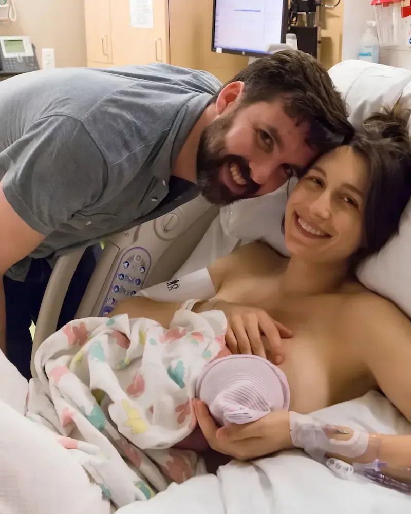 Mother receiving continuous birth support during labor