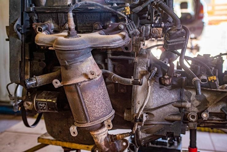 1999 Cummins 3.9L engine