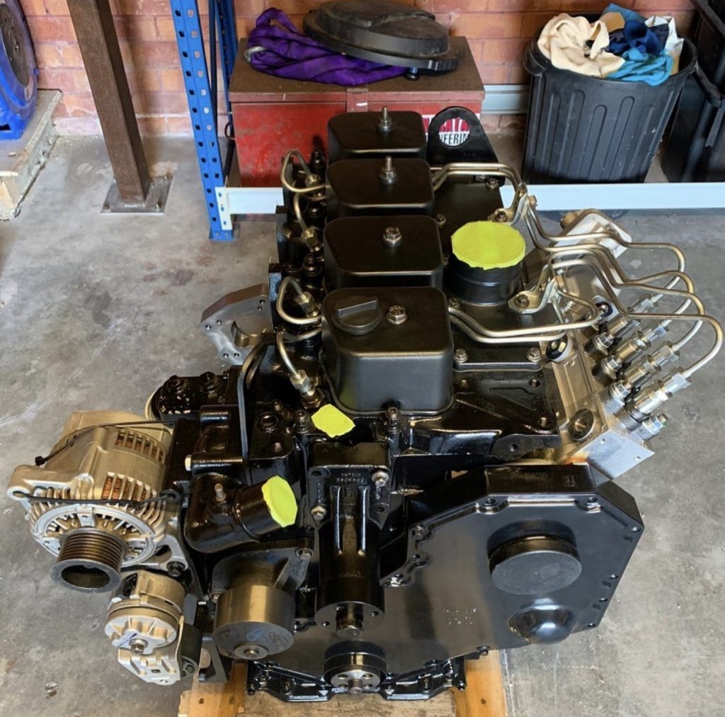 2001 Cummins 3.9L engine