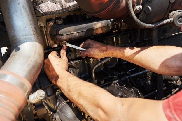Gas Truck Engine Replacement