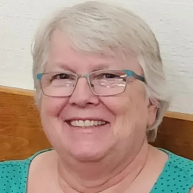 Diane Brace Operations Manager Go-Fenetex motorized screens