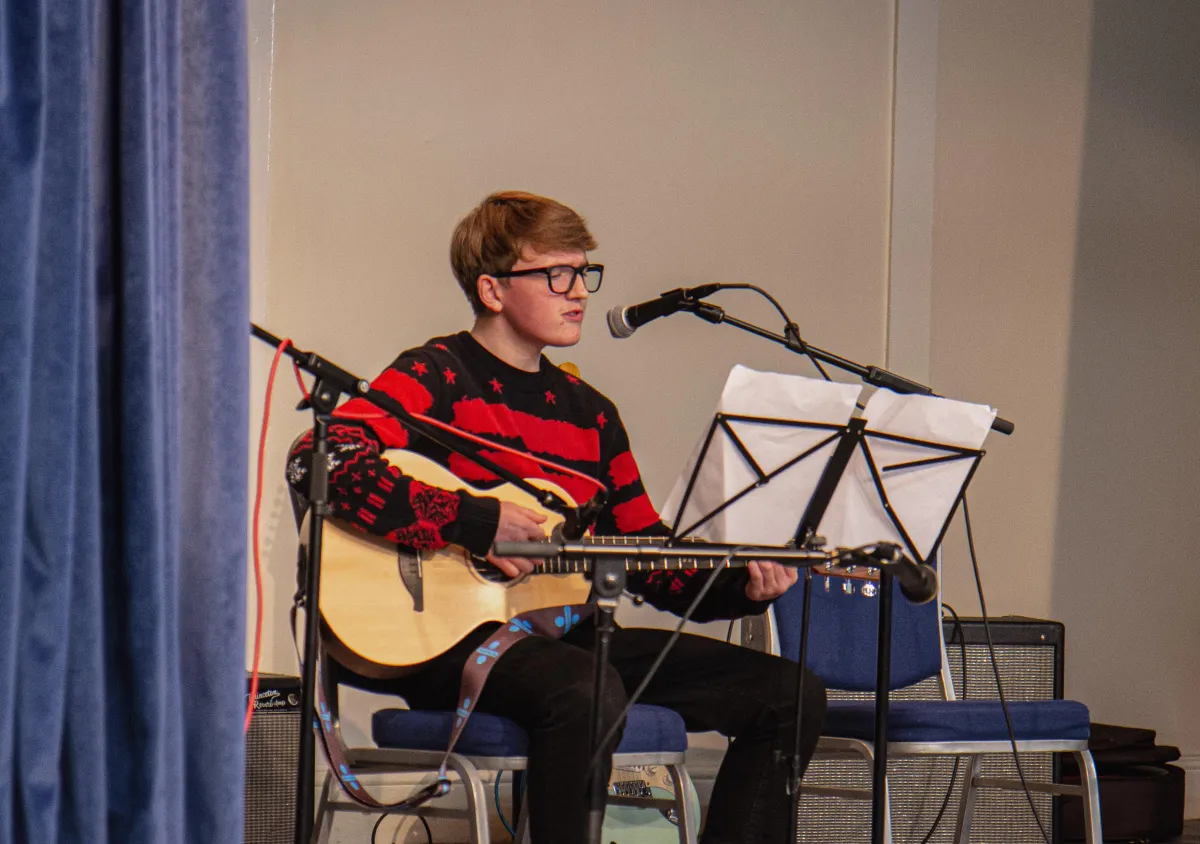 acoustic guitar lessons