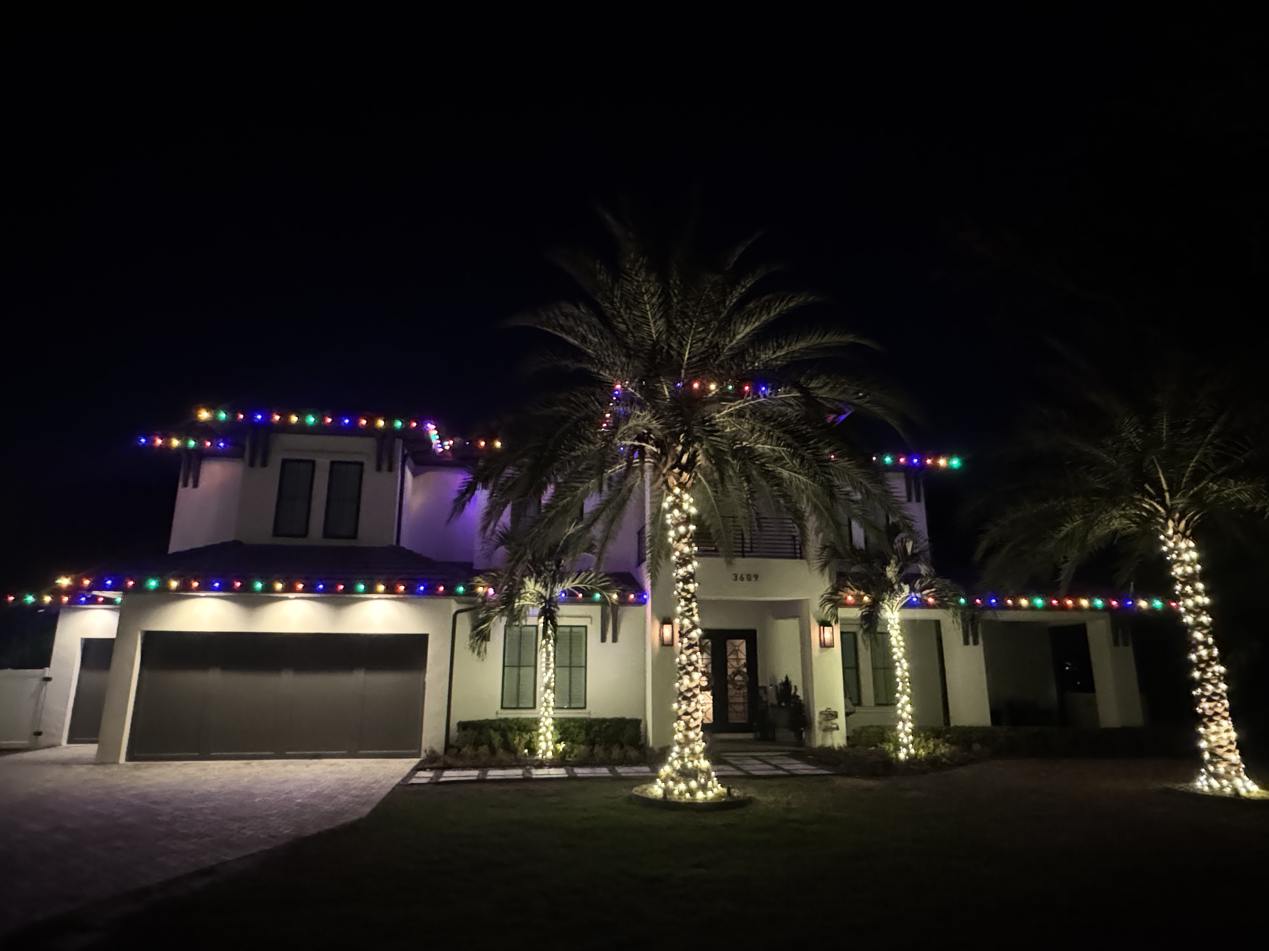Everglow Christmas lighting full service presentation