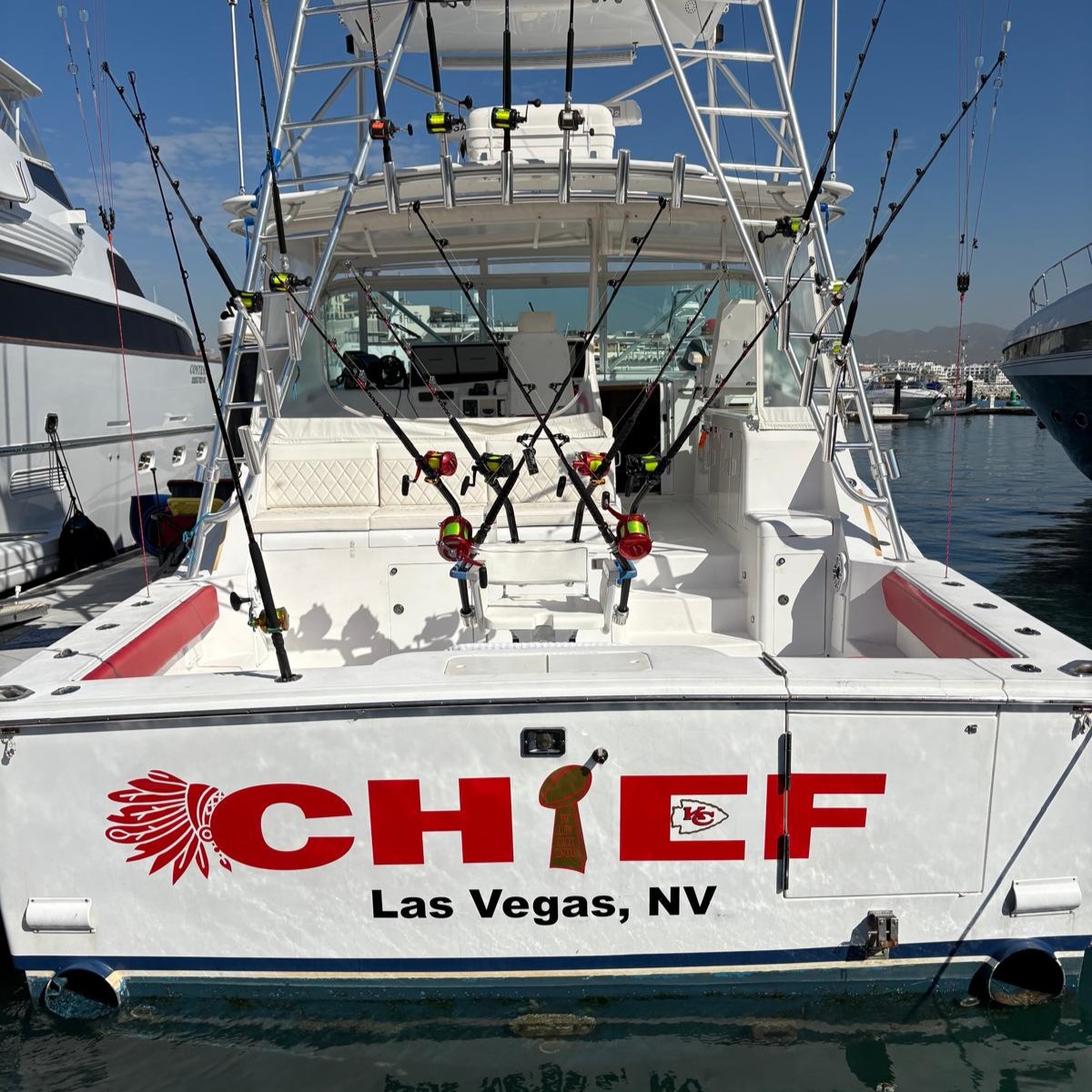 Showtime relaxed luxury boat in Cabo