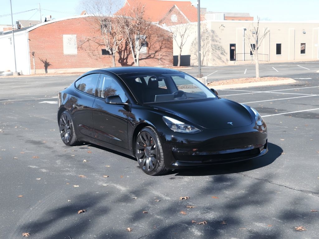 2021 Tesla Model 3 (Black)