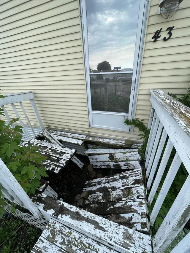 Hazardous Deck Removal Services in Duval County