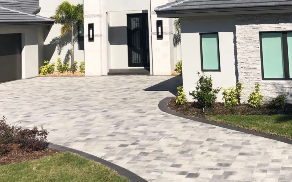 Ocala Concrete builds and installs driveways.