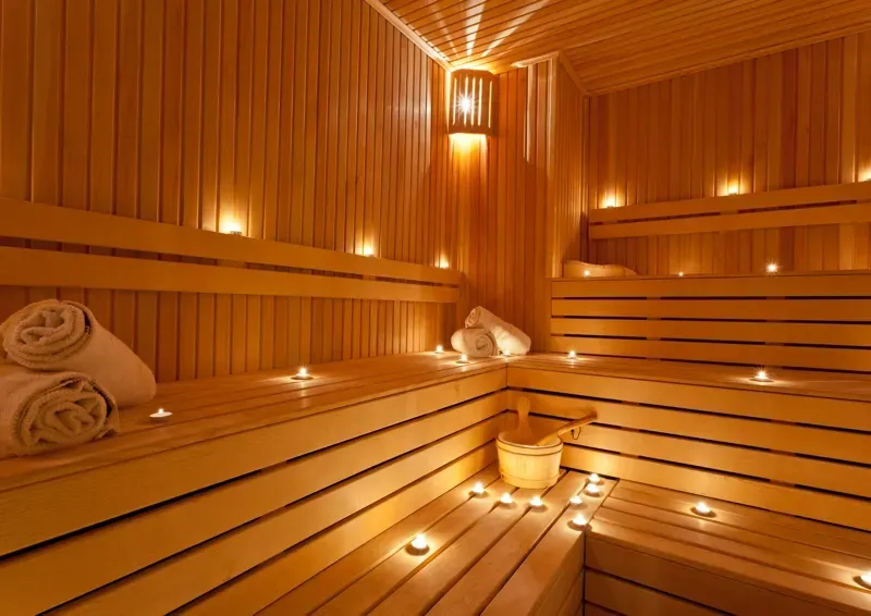Achtsames Sauna Ritual und Essenzen