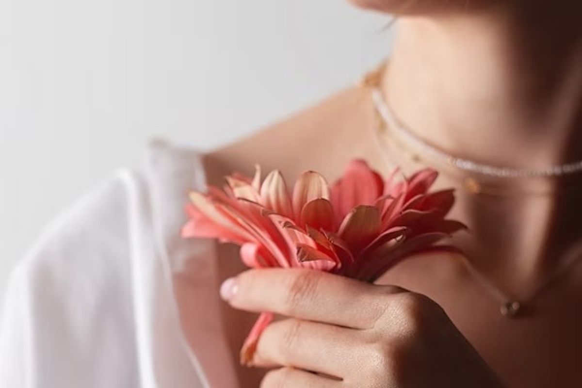 Unlocking the Secrets of Menopause: A Holistic Approach to Feeling Amazing