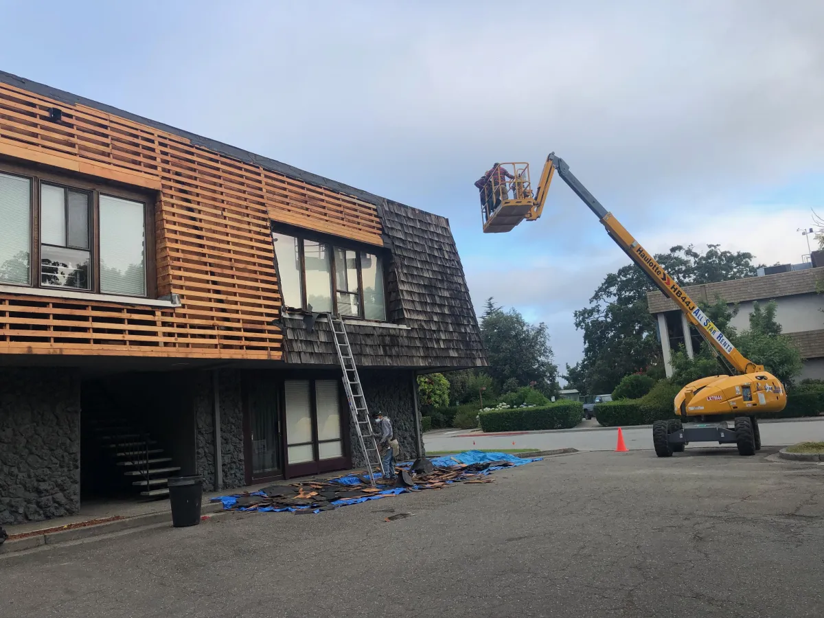 Commercial siding replacement project in Novato, CA