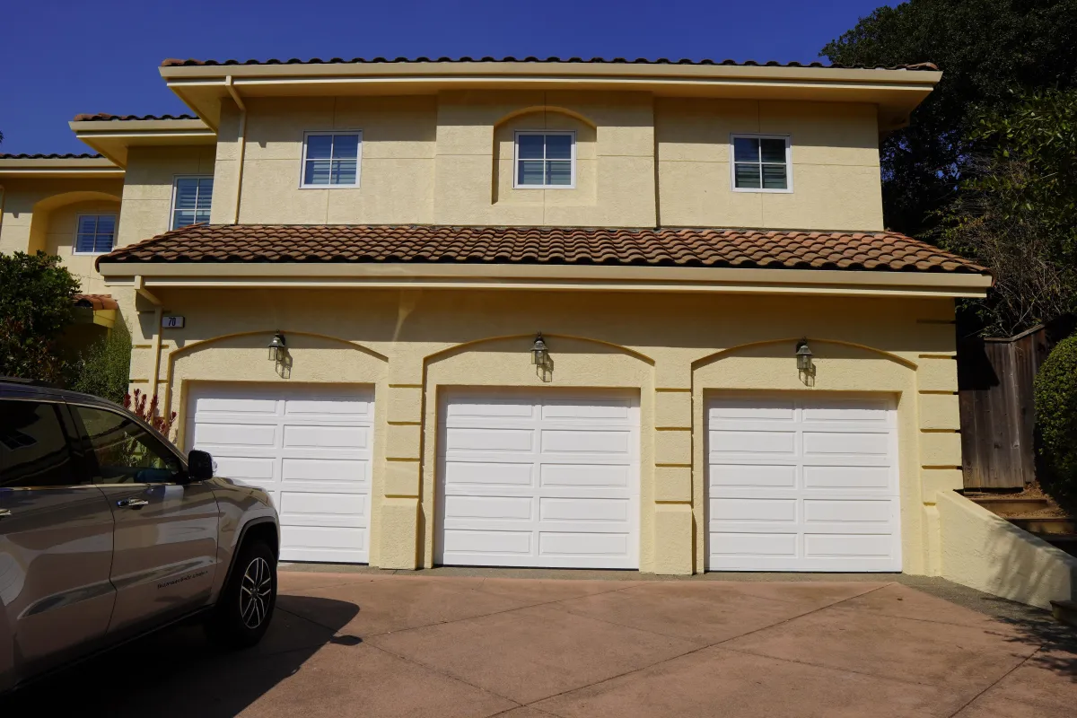 Exterior hose with a stucco surface freshly painted with a beige color in San Rafael, CA.