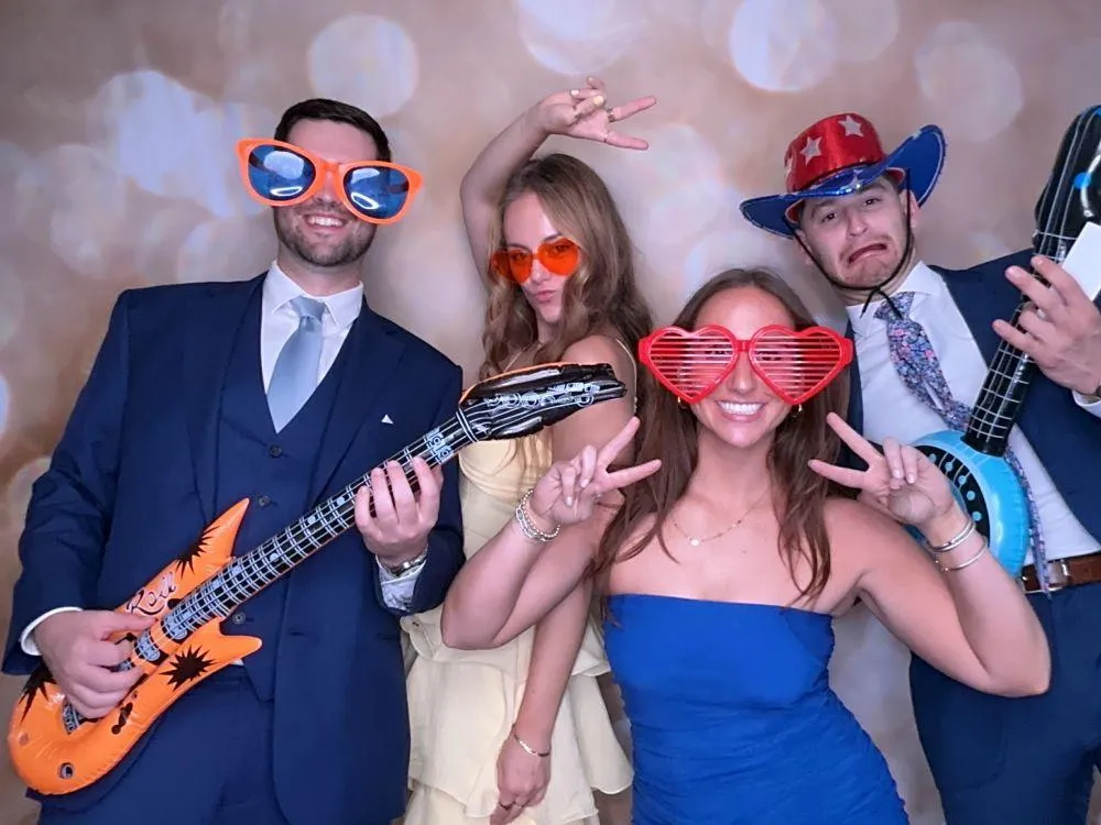 wedding photo booth