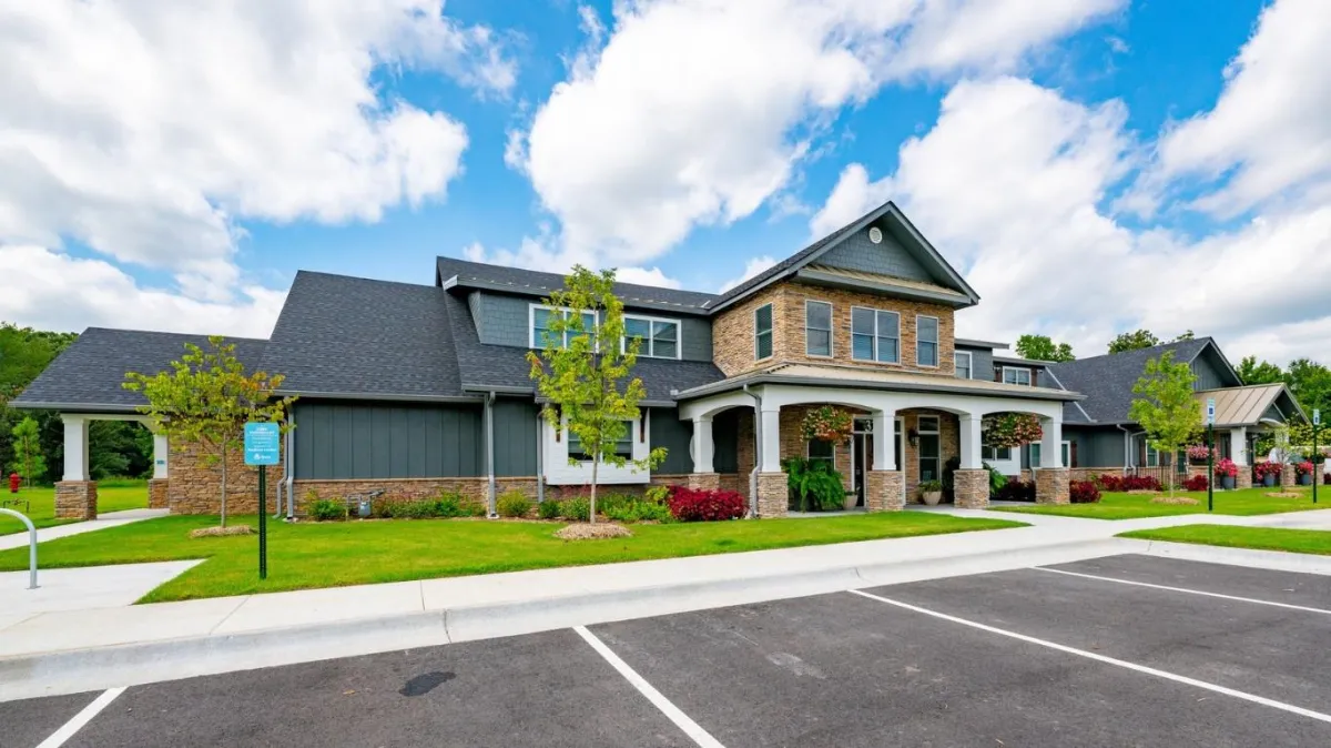 Conway Concrete builds and installs driveway