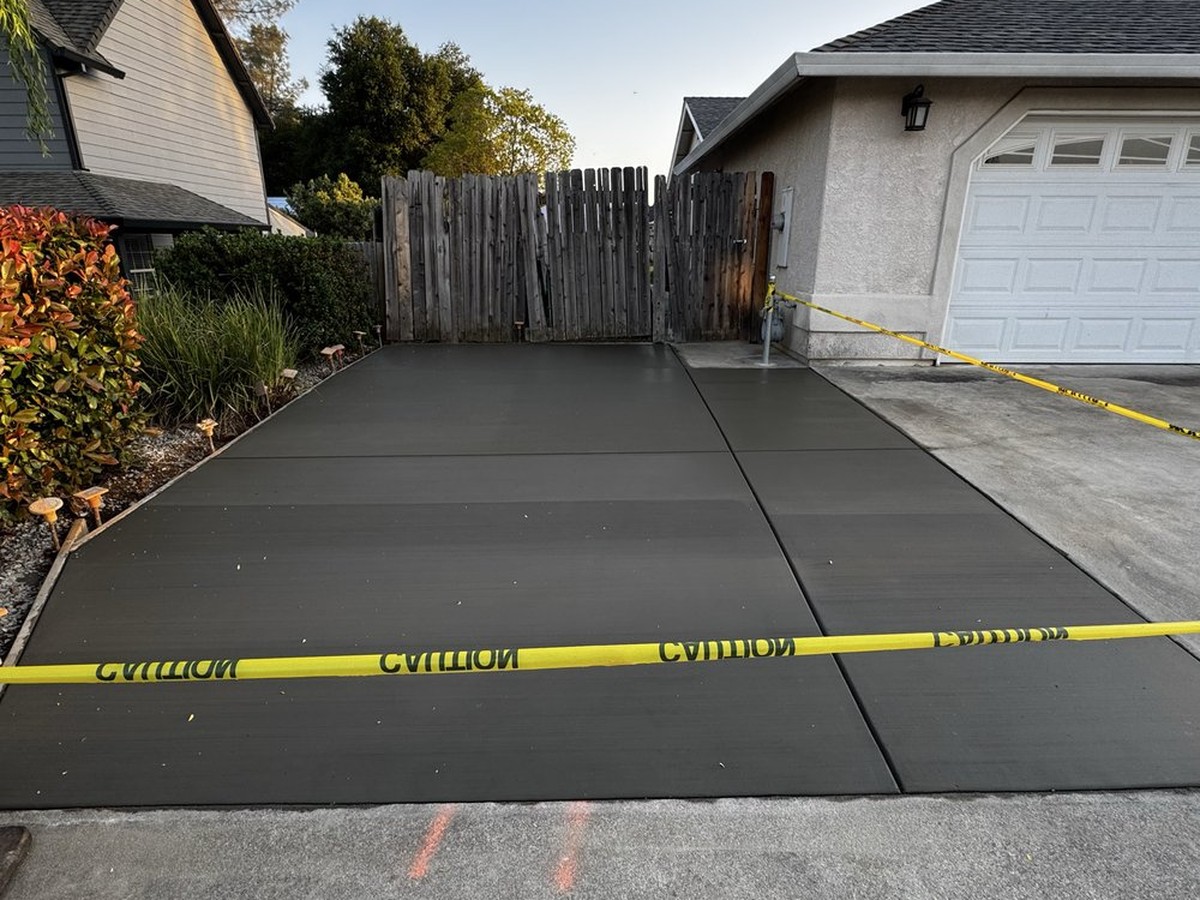 Chico Concrete builds and installs driveways.
