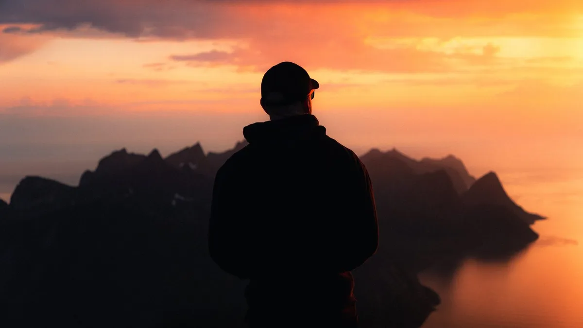 Johan Vesters at sunset on a Norwegian mountain, for a post on an end-of-day ritual to switch off after work