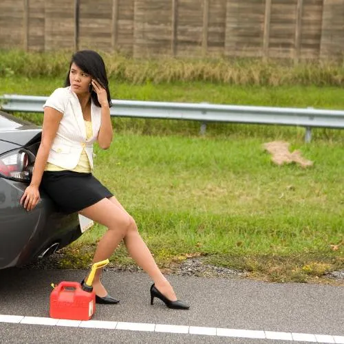 Woman calling for Roadside Assistance in Lutz, FL
