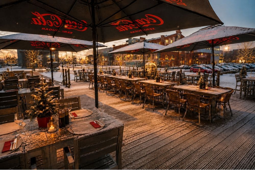 Sonnendeck im Winter im Port Speicher xi
