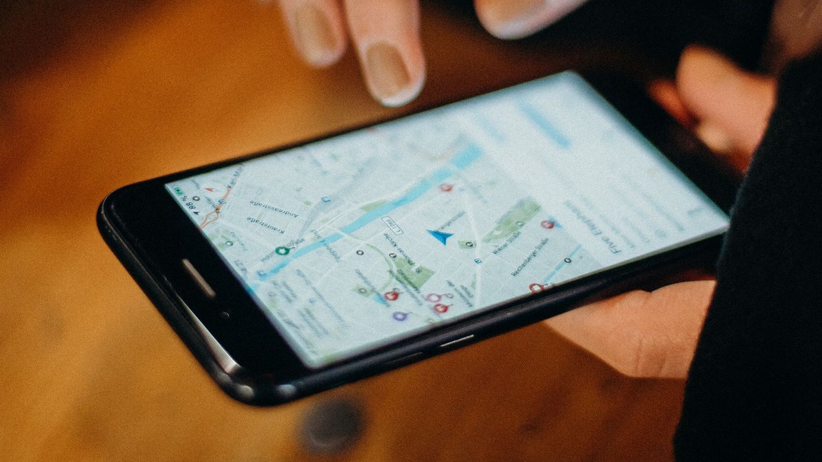 Why "Near Me" Searches Skip Your Business: Proximity, Categories, and Reviews Explained