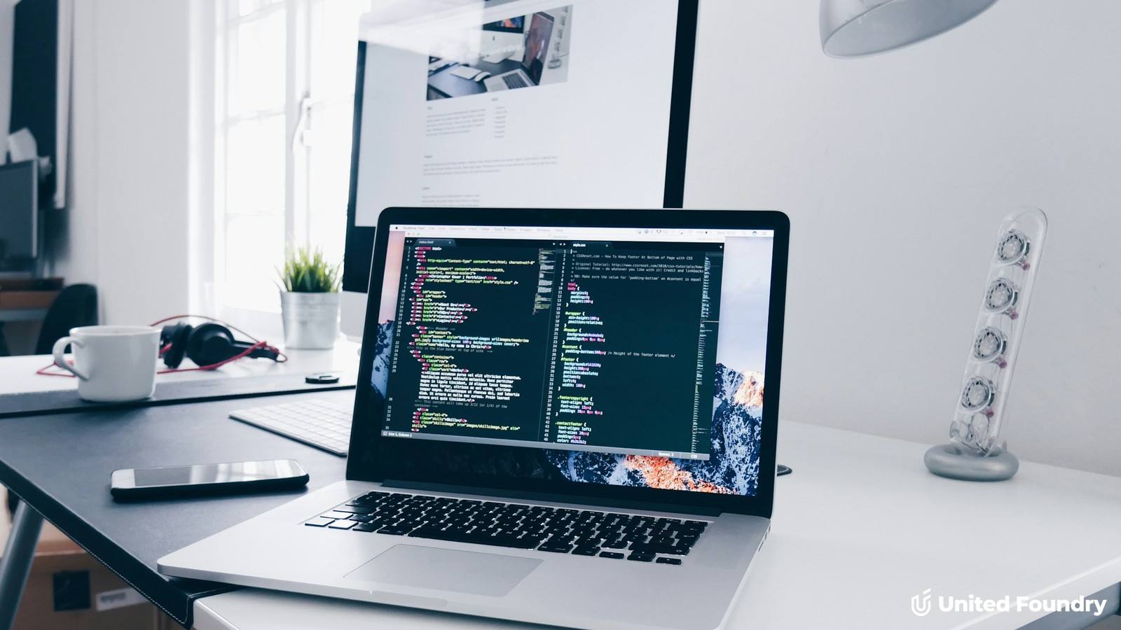 Above the Fold: The 5 Things a Contractor Homepage Needs to Turn a Click Into a Booked Estimate