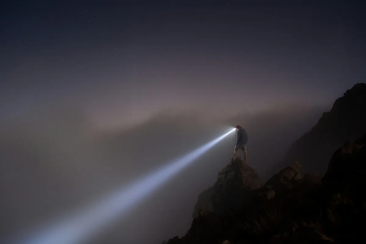 Flashlight of customer looking for you