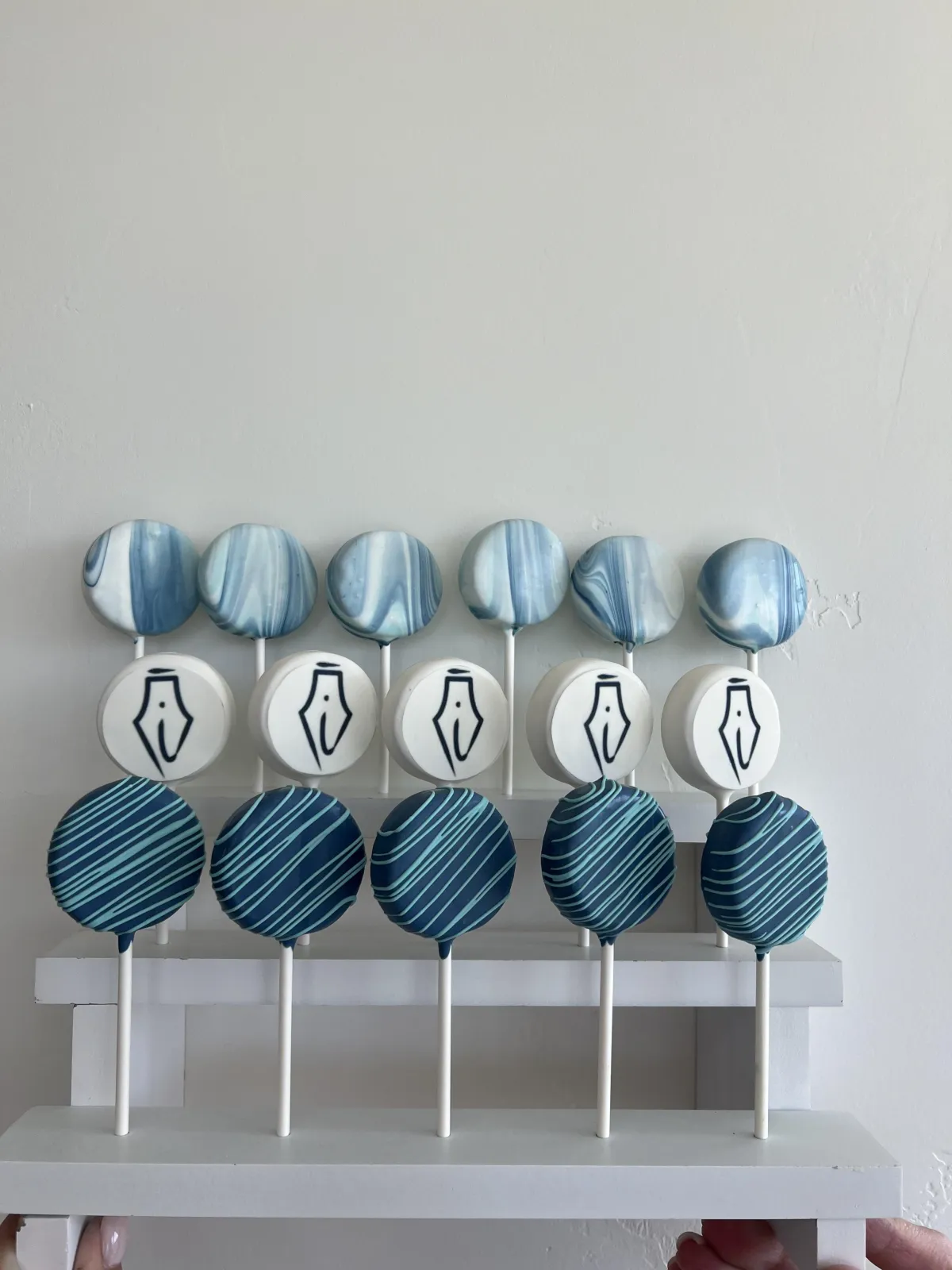 Custom Cake Pops in Idaho Falls
