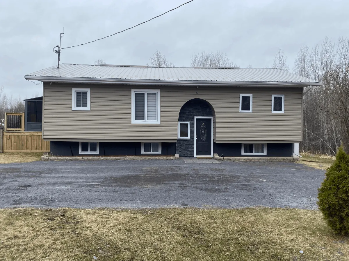 Siding installation, temiskaming shores ON