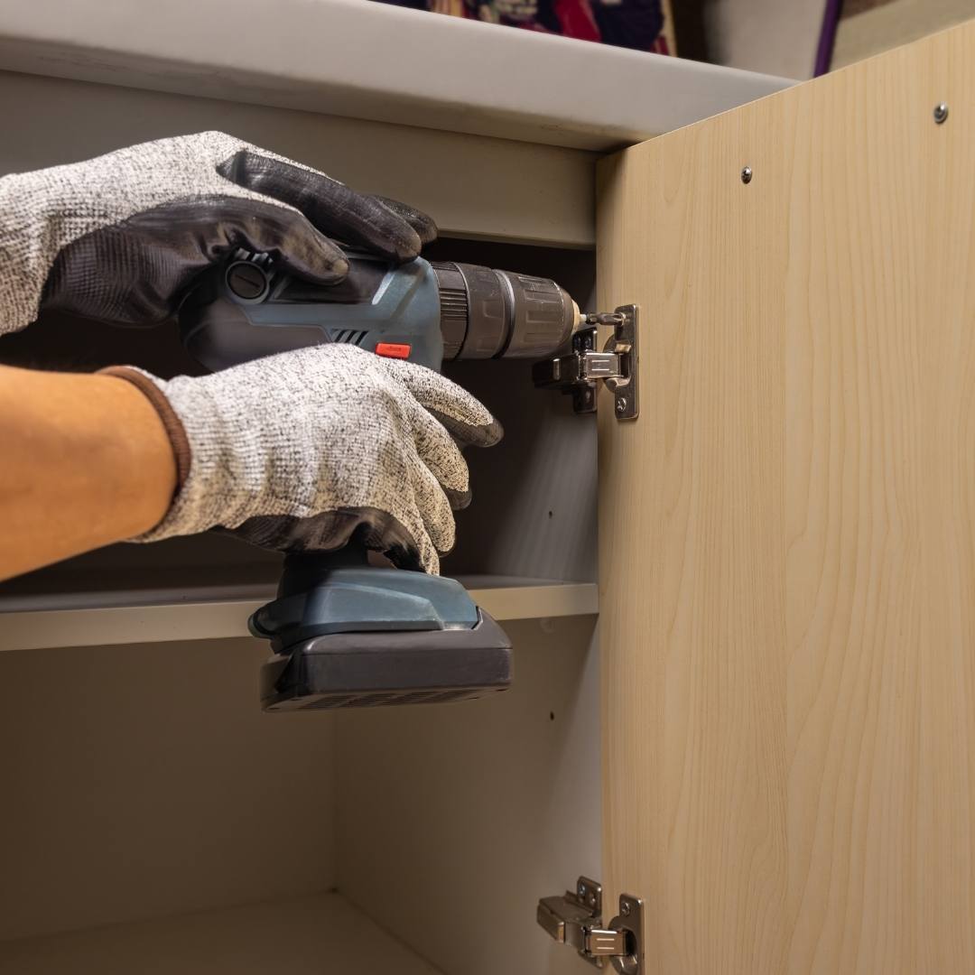 cabinet hardware services by Handyman Pete in Kailua-Kona, Hawaii