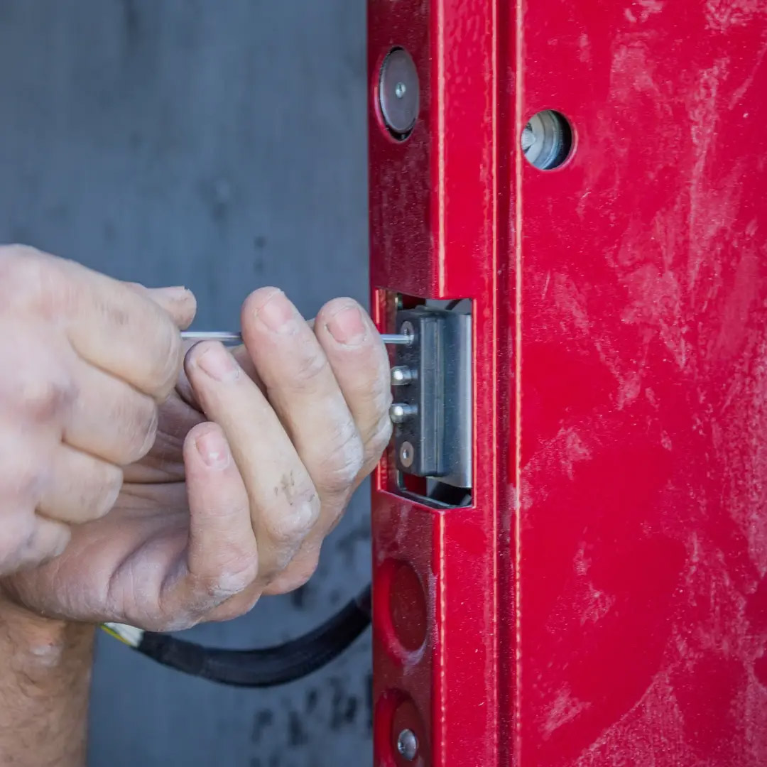 deadbolt replacement services by Handyman Pete in Kailua-Kona, Hawaii