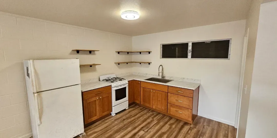 Handyman services offered by Handyman Pete  in  Kailua-Kona, Hawaii