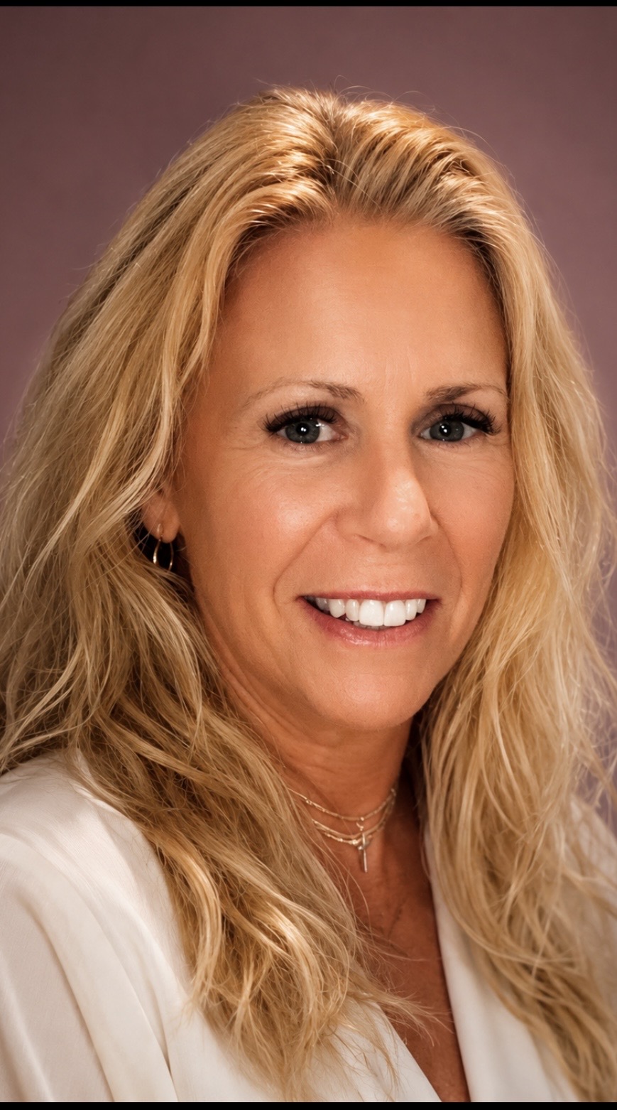 Soft-focus portrait of the practitioner