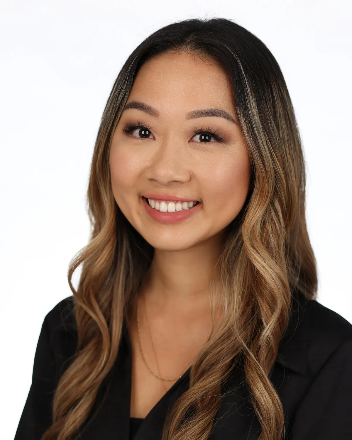 Happy real estate agent headshot Hawaii.