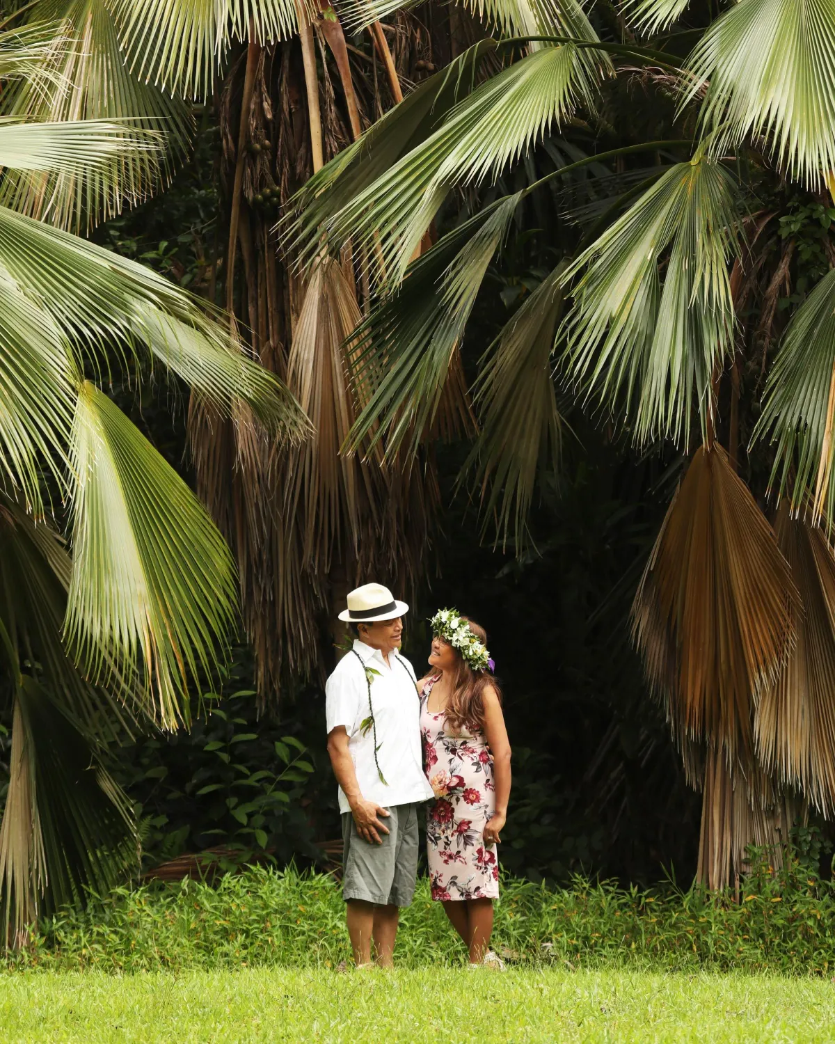 Family portraits in Honolulu. 